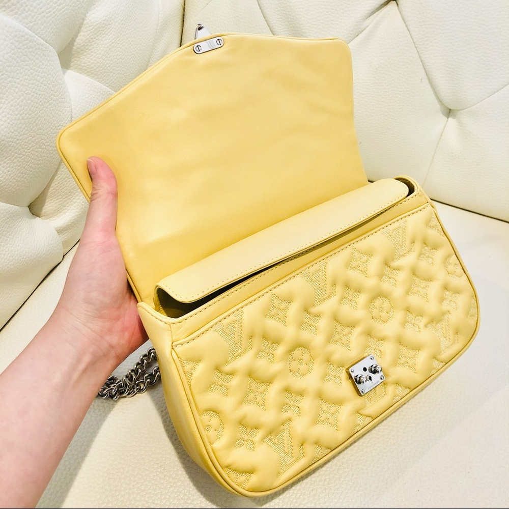 ⭕️SOLD⭕️Like new LV limited edition - Picture 9 of 15